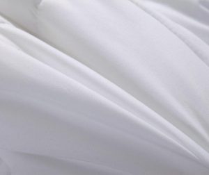 tissu en microfibre de polyester de couleur blanche